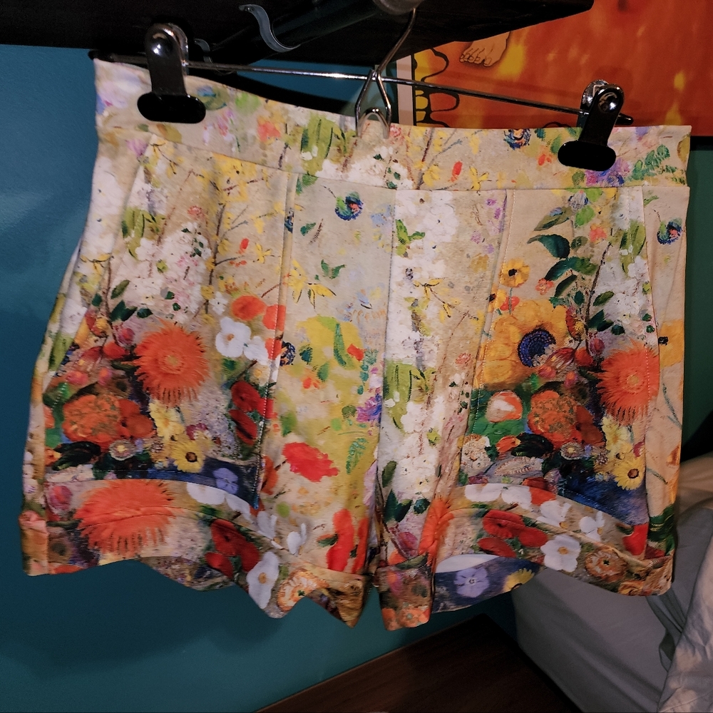 Redon Yellow cuffed shorts *limited
